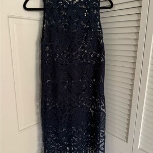 Alice & Olivia Elegant Navy Lace Tunic